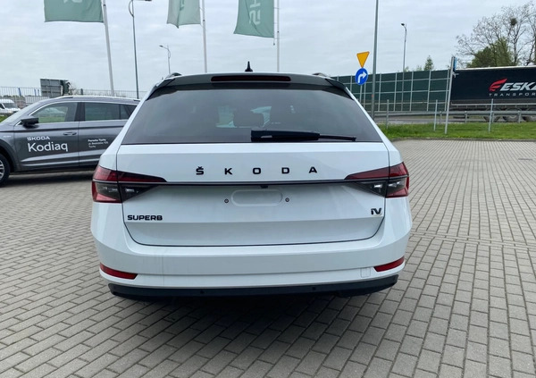 Skoda Superb cena 218700 przebieg: 10, rok produkcji 2024 z Strzelin małe 211